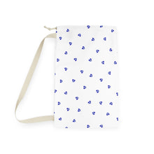 Load image into Gallery viewer, Laundry Bag: Mati Heart-White