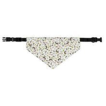Cargar imagen en el visor de la galería, Pet Collar Bandana