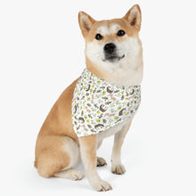 Cargar imagen en el visor de la galería, Pet Collar Bandana