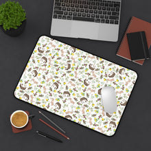 Cargar imagen en el visor de la galería, Desk Mat: Xorio Print
