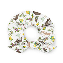 Load image into Gallery viewer, Scrunchie: XORIO Print
