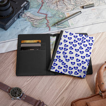 Cargar imagen en el visor de la galería, Passport Cover: Mati Heart-White
