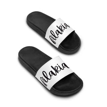 Cargar imagen en el visor de la galería, Women&#39;s Slide Sandals: Filakia with Mati Heart
